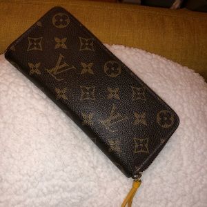 Authentic Louis Vuitton Clemence Wallet